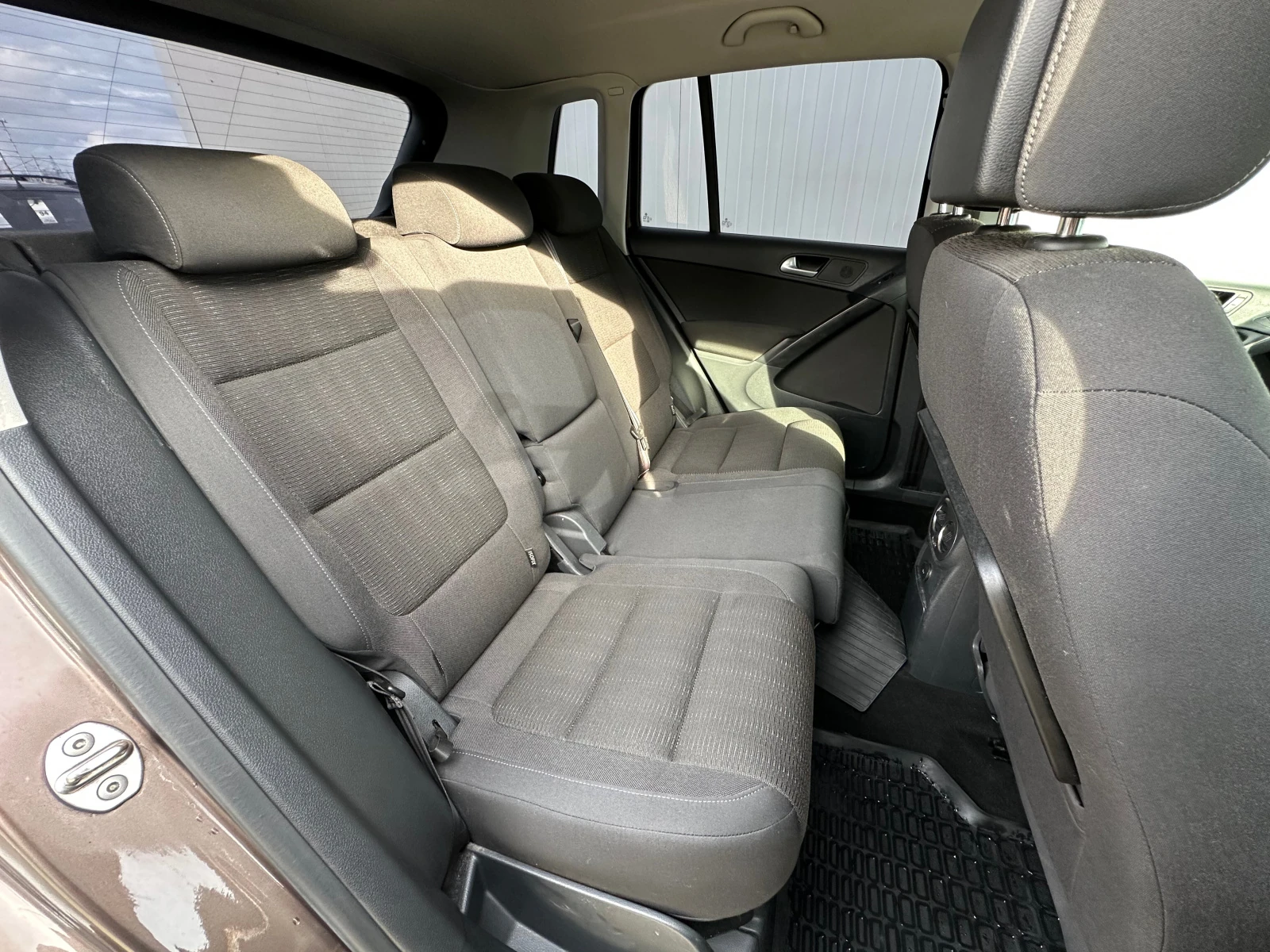 Volkswagen Tiguan, 2015г, полный привод, автомат