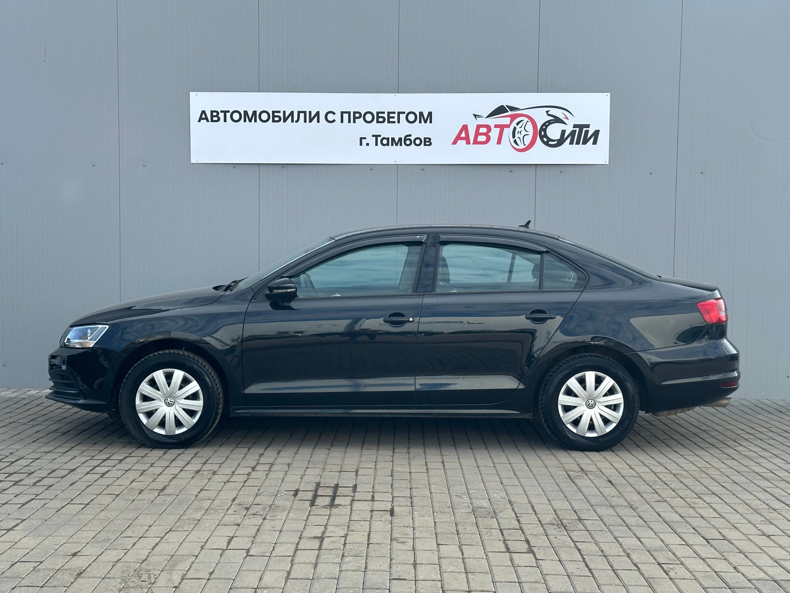 Volkswagen Jetta, 2015г, передний привод, механика