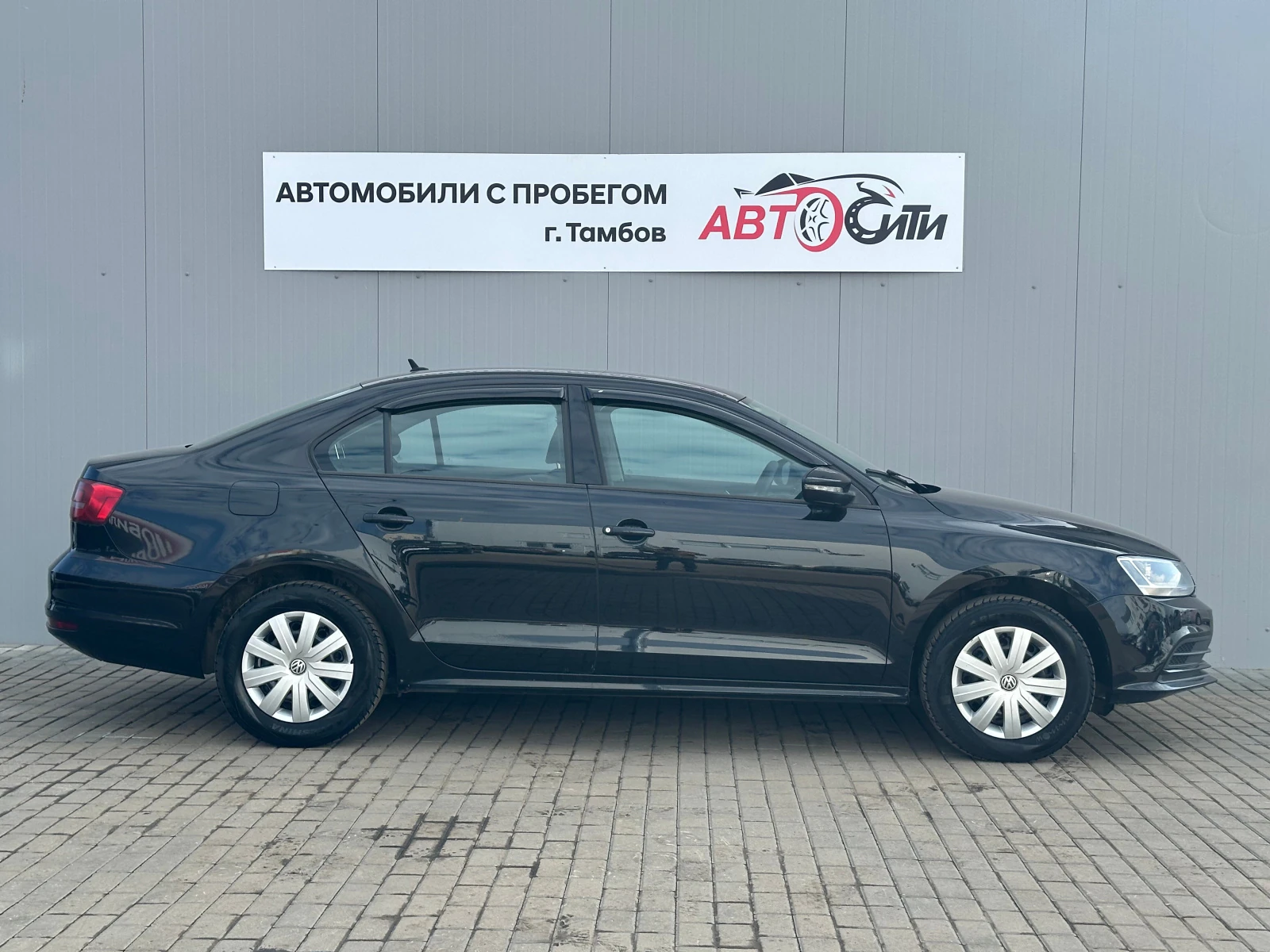 Volkswagen Jetta, 2015г, передний привод, механика