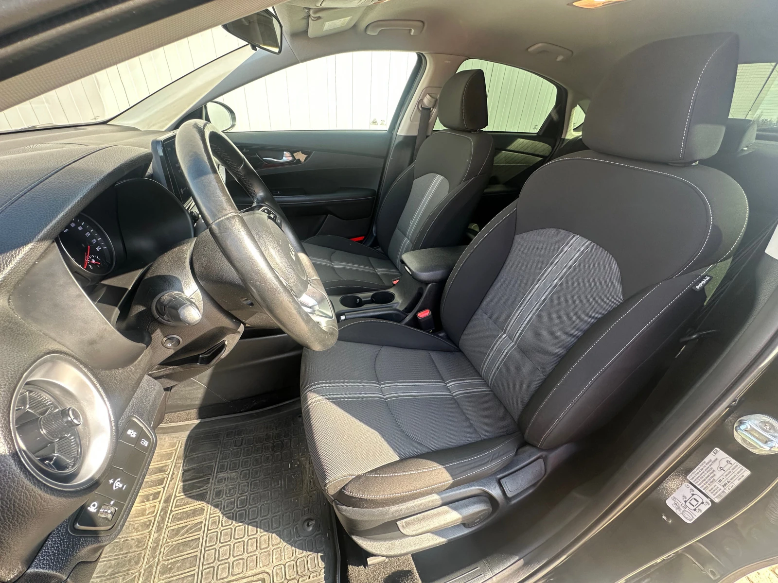 Kia Cerato, 2021г, передний привод, автомат