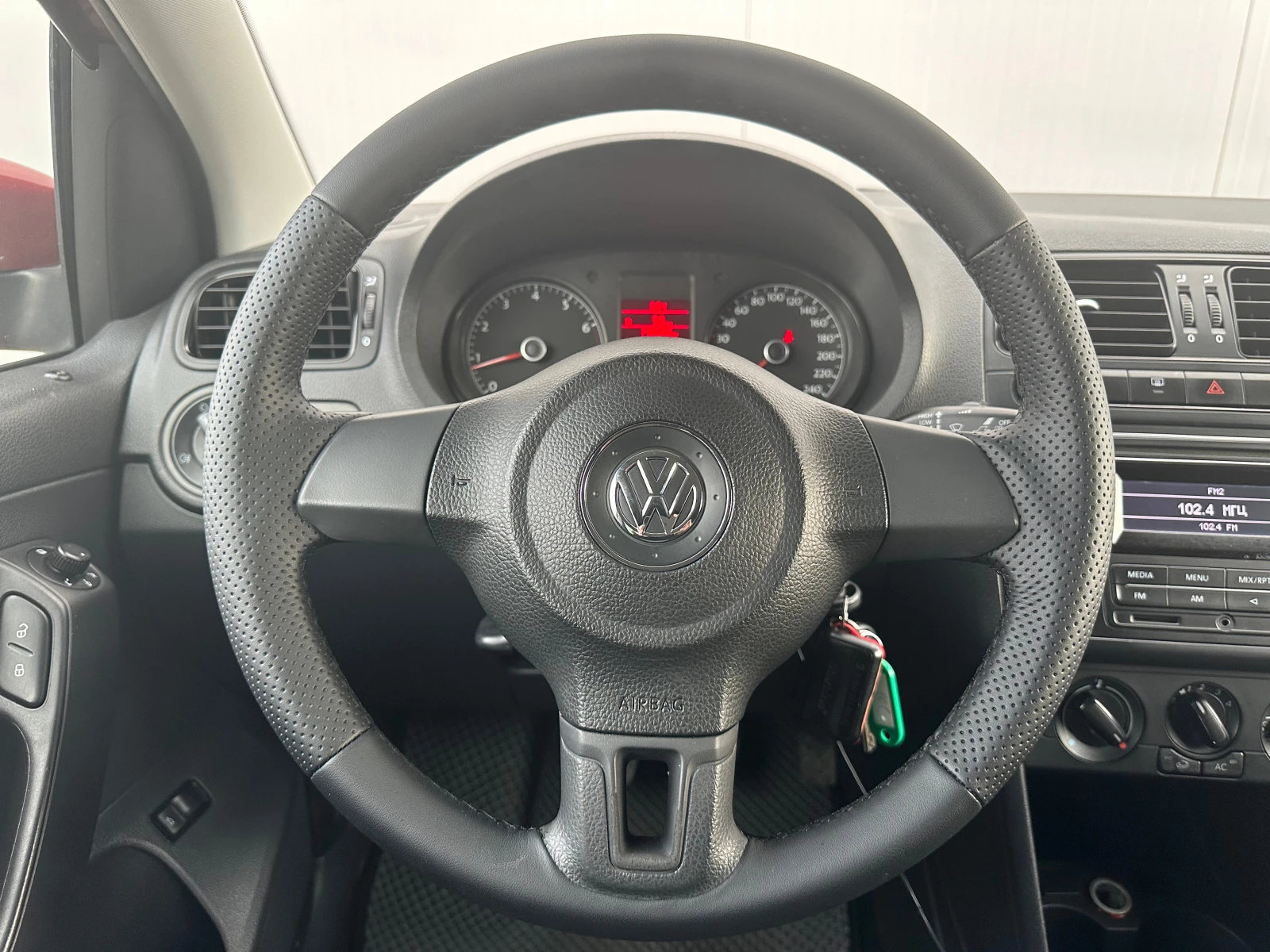 Volkswagen Polo, 2014г, передний привод, механика