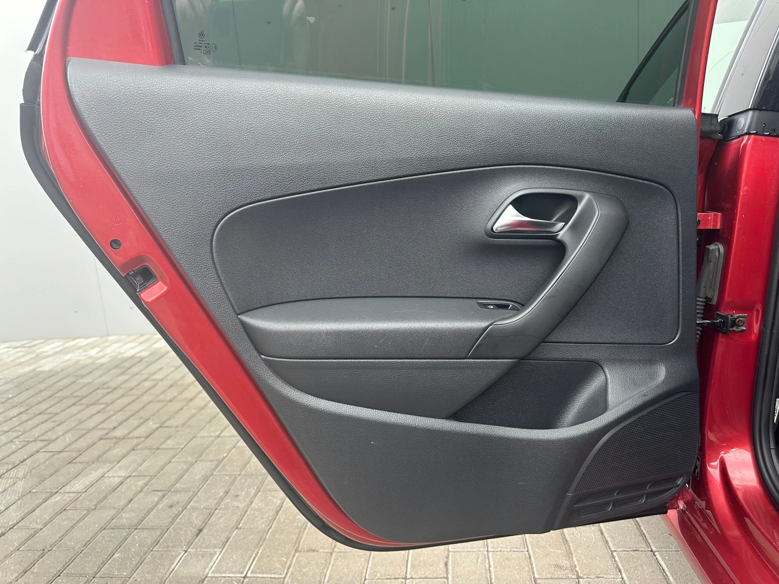 Volkswagen Polo, 2014г, передний привод, механика