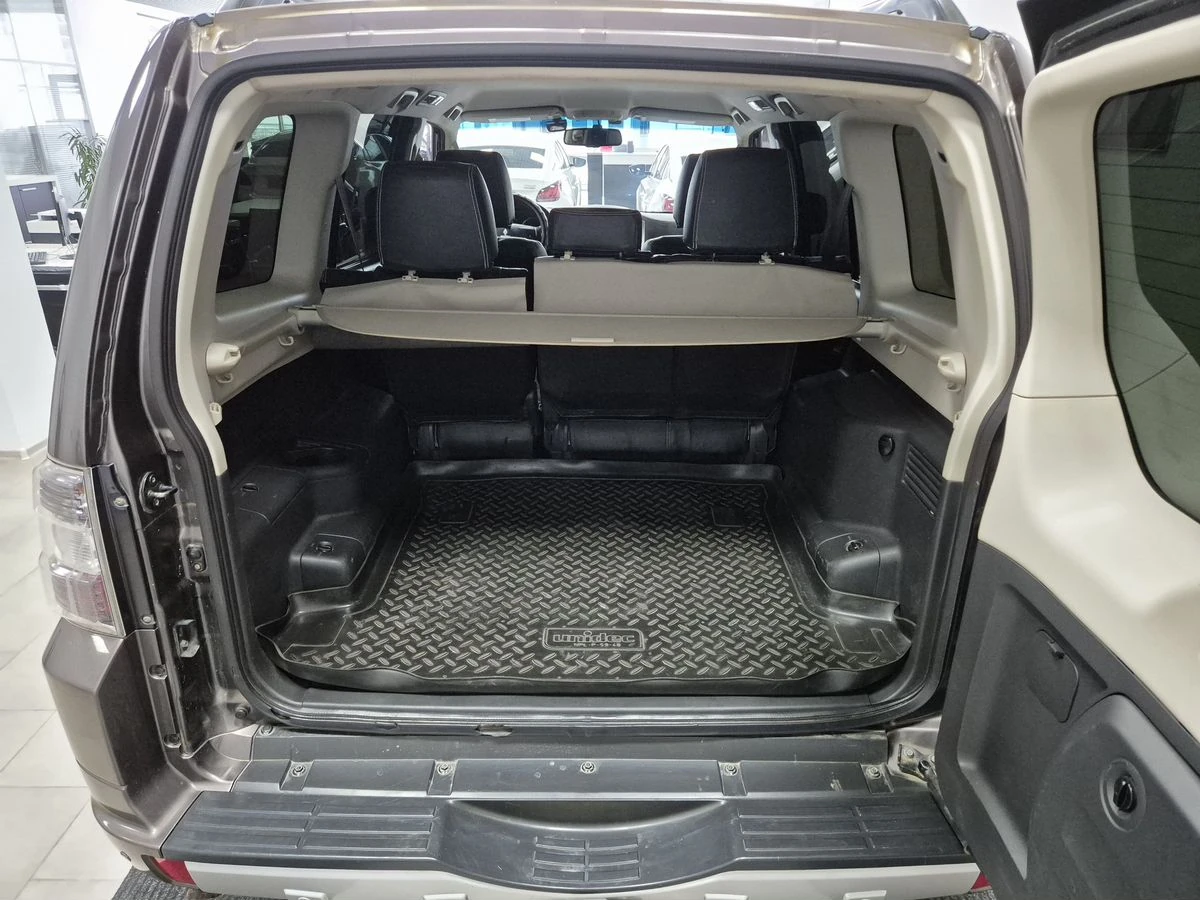 Mitsubishi Pajero, 2015г, полный привод, автомат