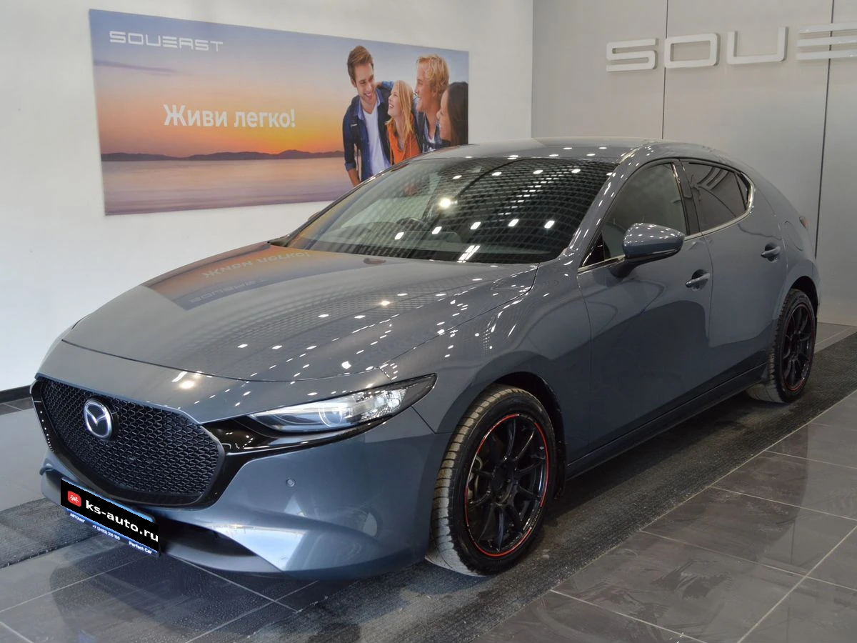 Mazda 3, 2019г, передний привод, автомат