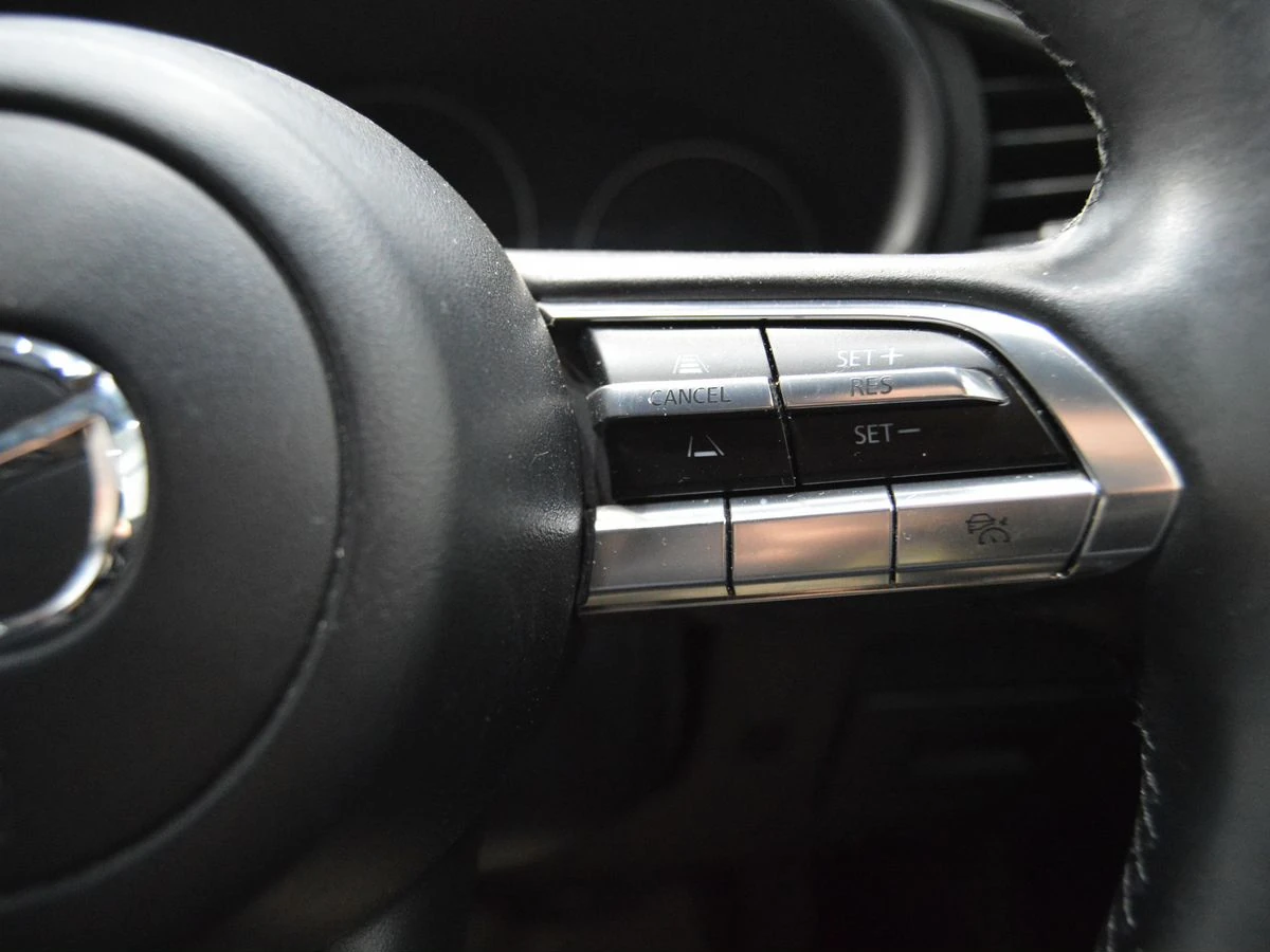 Mazda 3, 2019г, передний привод, автомат