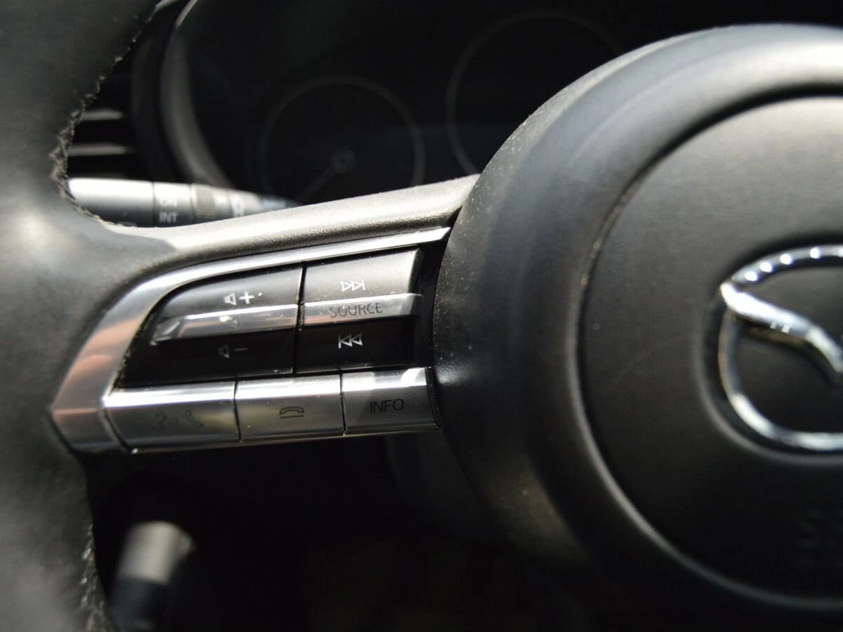 Mazda 3, 2019г, передний привод, автомат