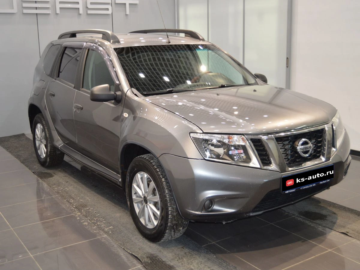 Nissan Terrano, 2014г., передний привод, автомат