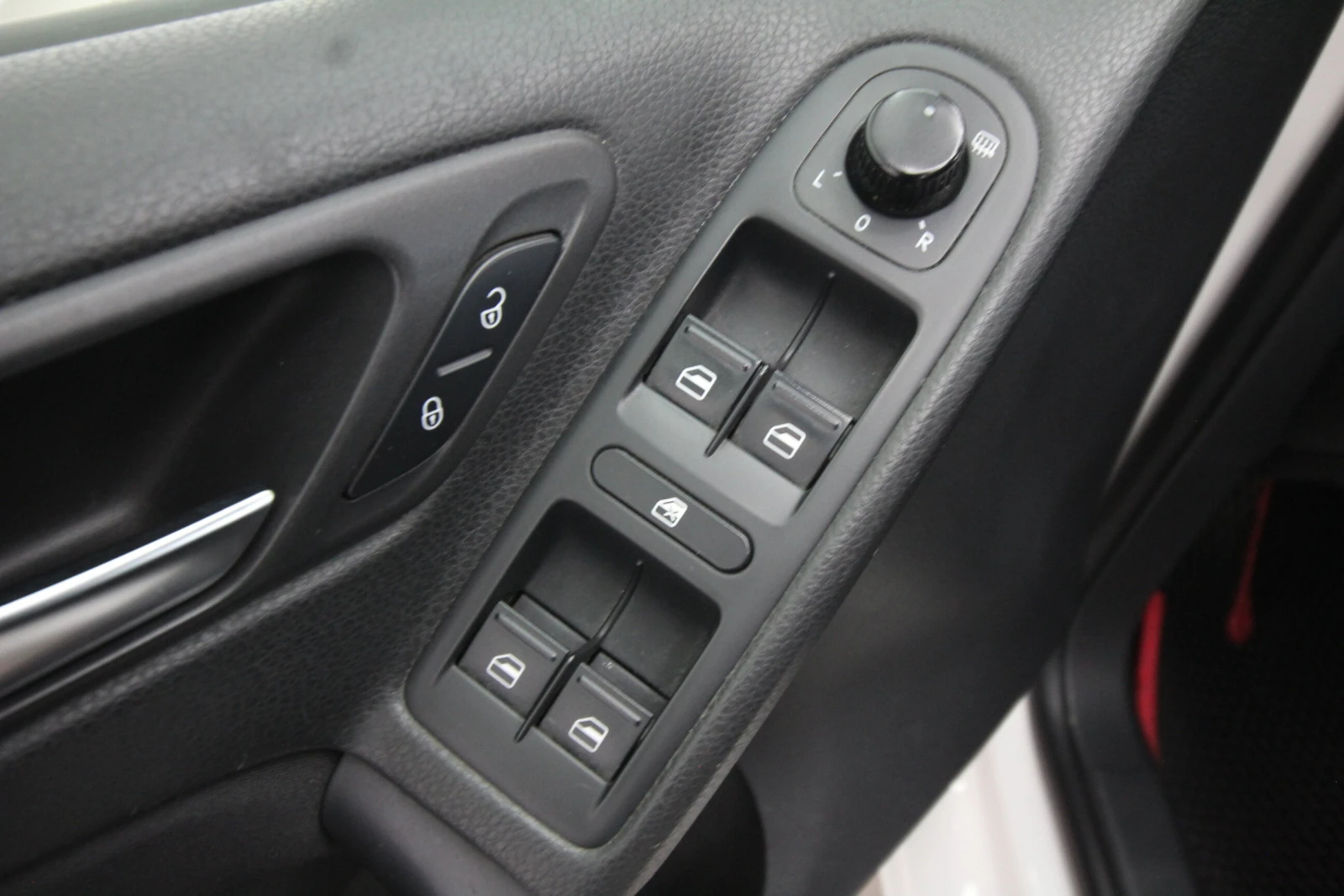 Volkswagen Golf, 2010г, передний привод, механика