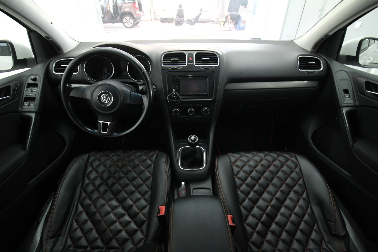 Volkswagen Golf, 2010г, передний привод, механика