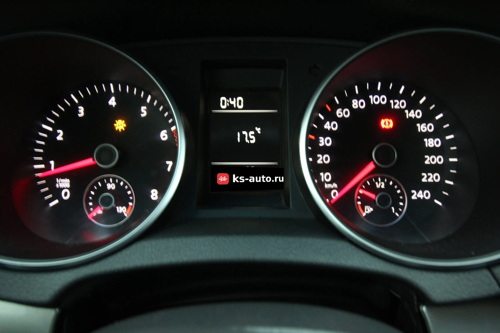 Volkswagen Golf, 2010г, передний привод, механика