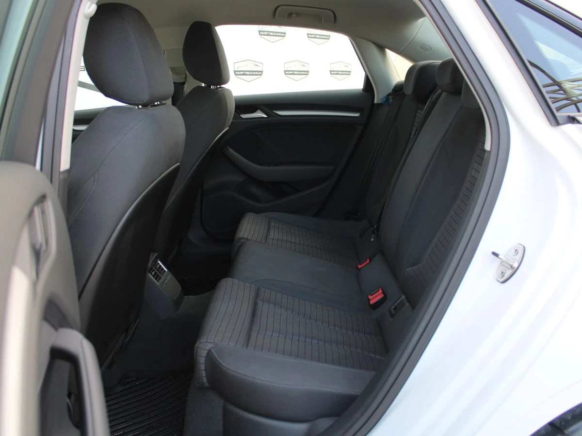 Audi A3, 2016г, передний привод, робот