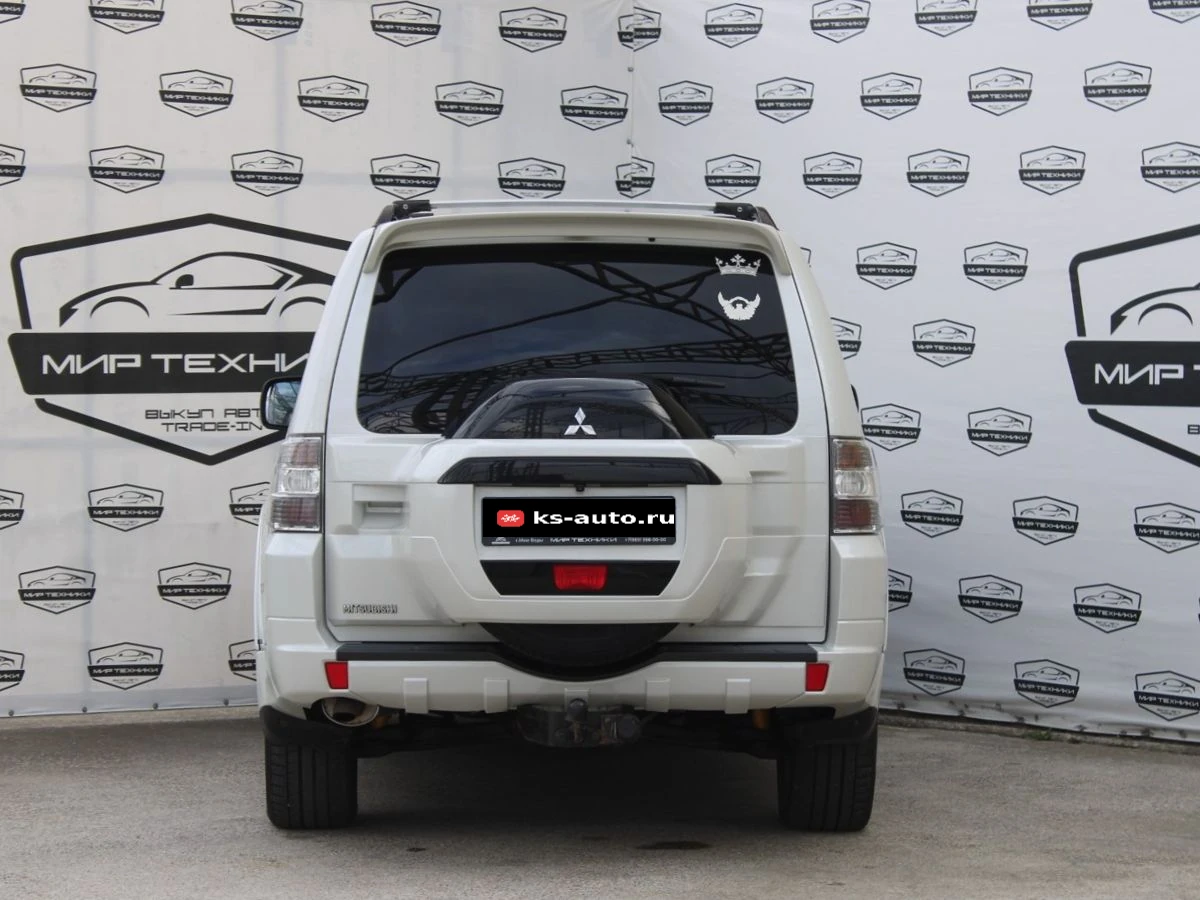 Mitsubishi Pajero, 2015г, полный привод, автомат