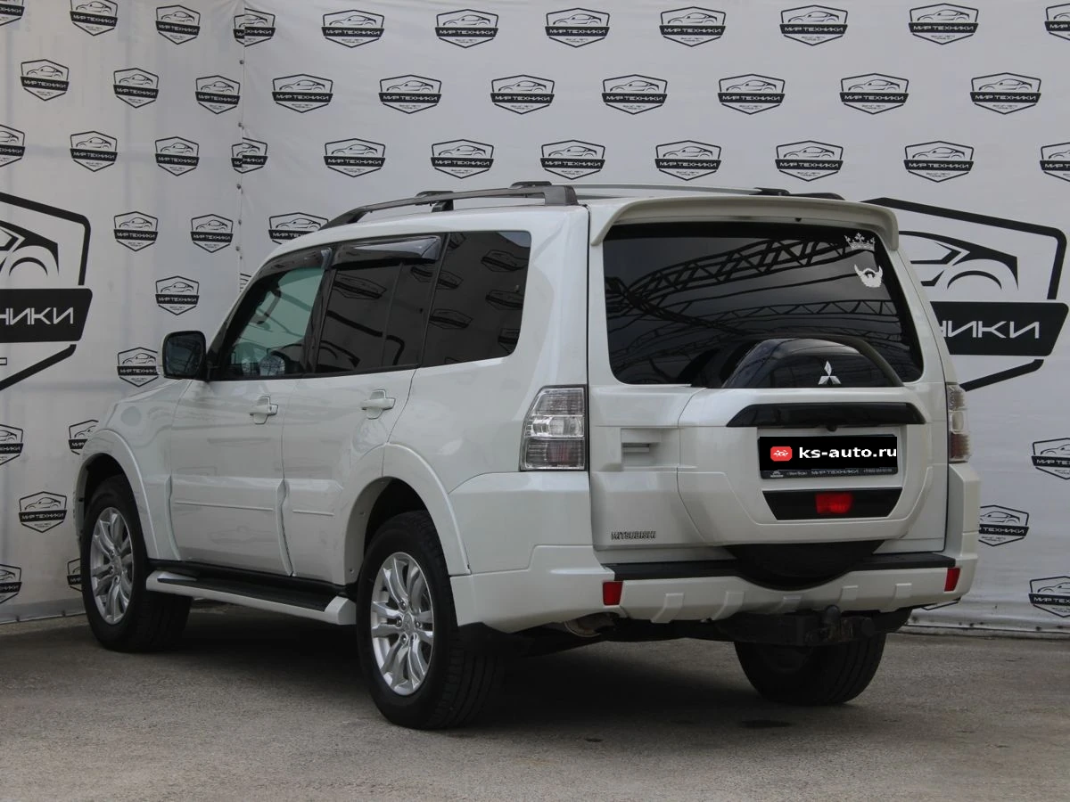 Mitsubishi Pajero, 2015г, полный привод, автомат