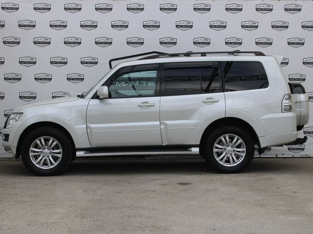 Mitsubishi Pajero, 2015г, полный привод, автомат