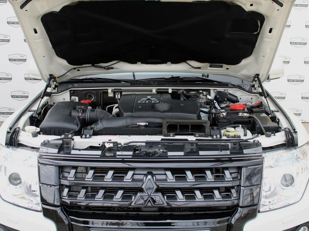Mitsubishi Pajero, 2015г, полный привод, автомат