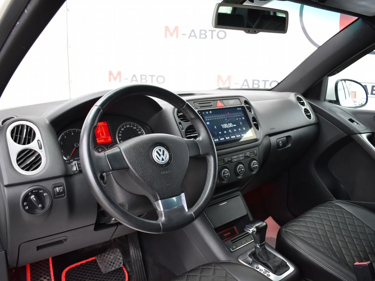 Volkswagen Tiguan, 2008г, полный привод, автомат