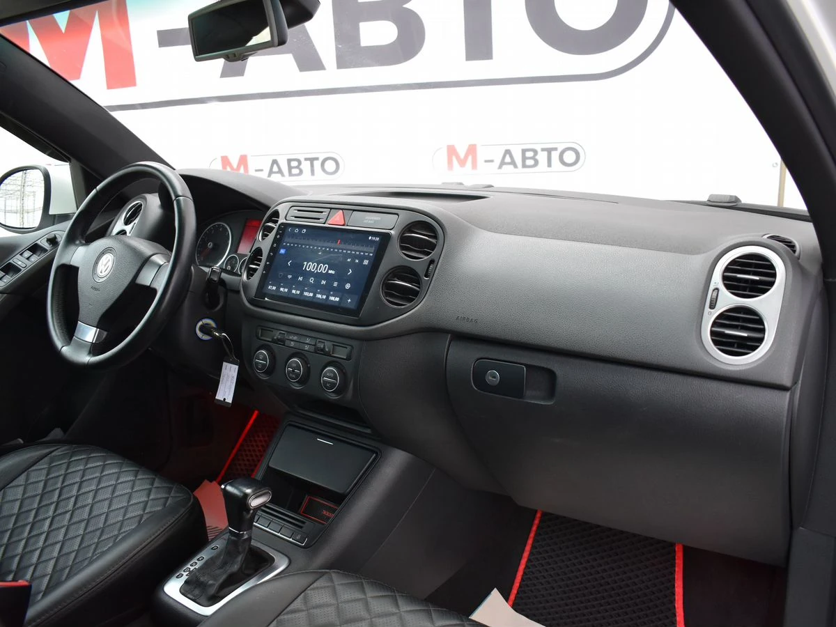 Volkswagen Tiguan, 2008г, полный привод, автомат