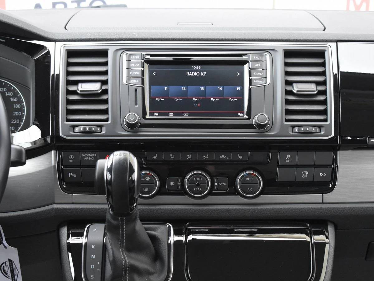 Volkswagen Multivan, 2019г, передний привод, робот