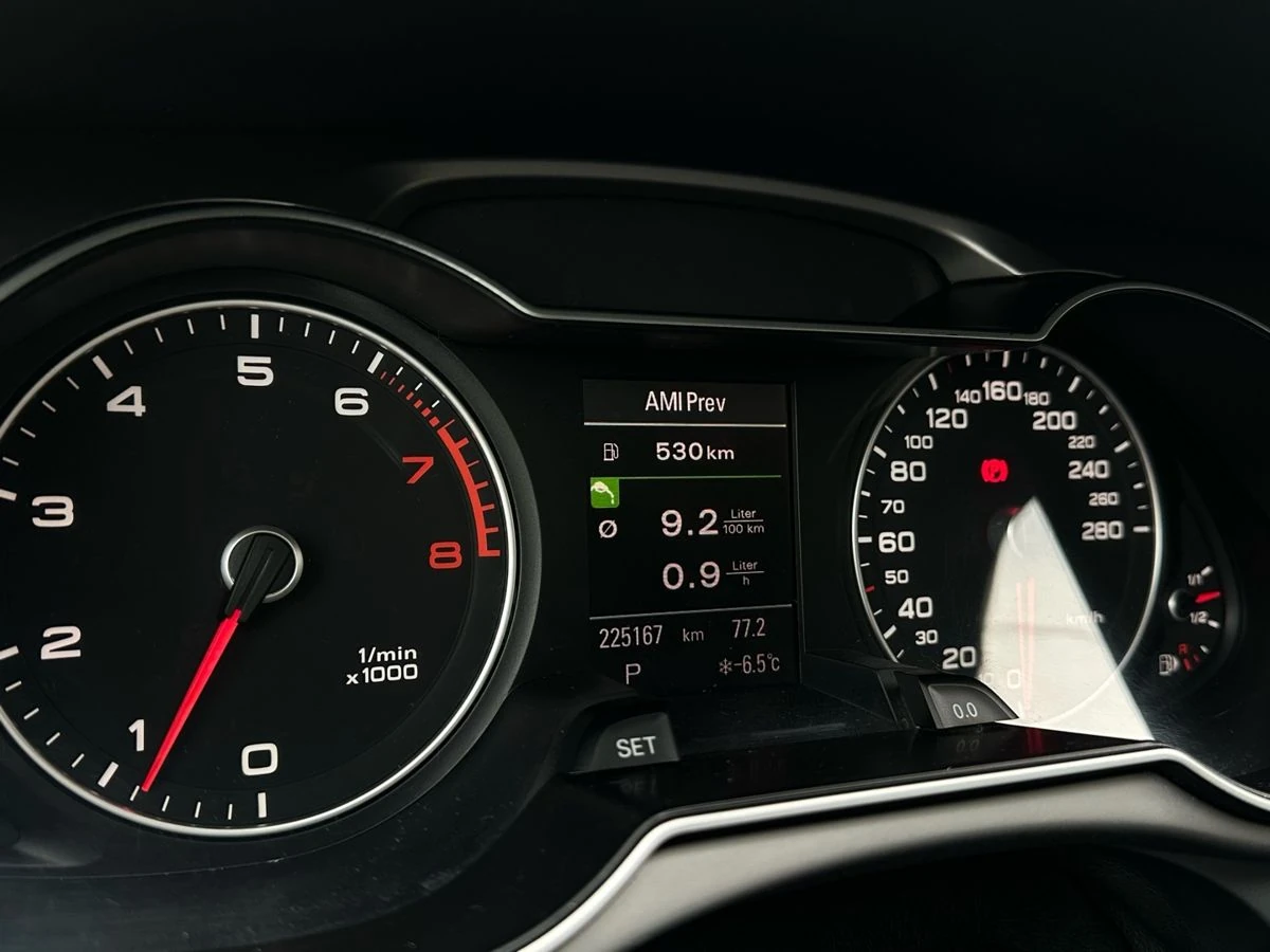 Audi A4, 2012г, передний привод, вариатор