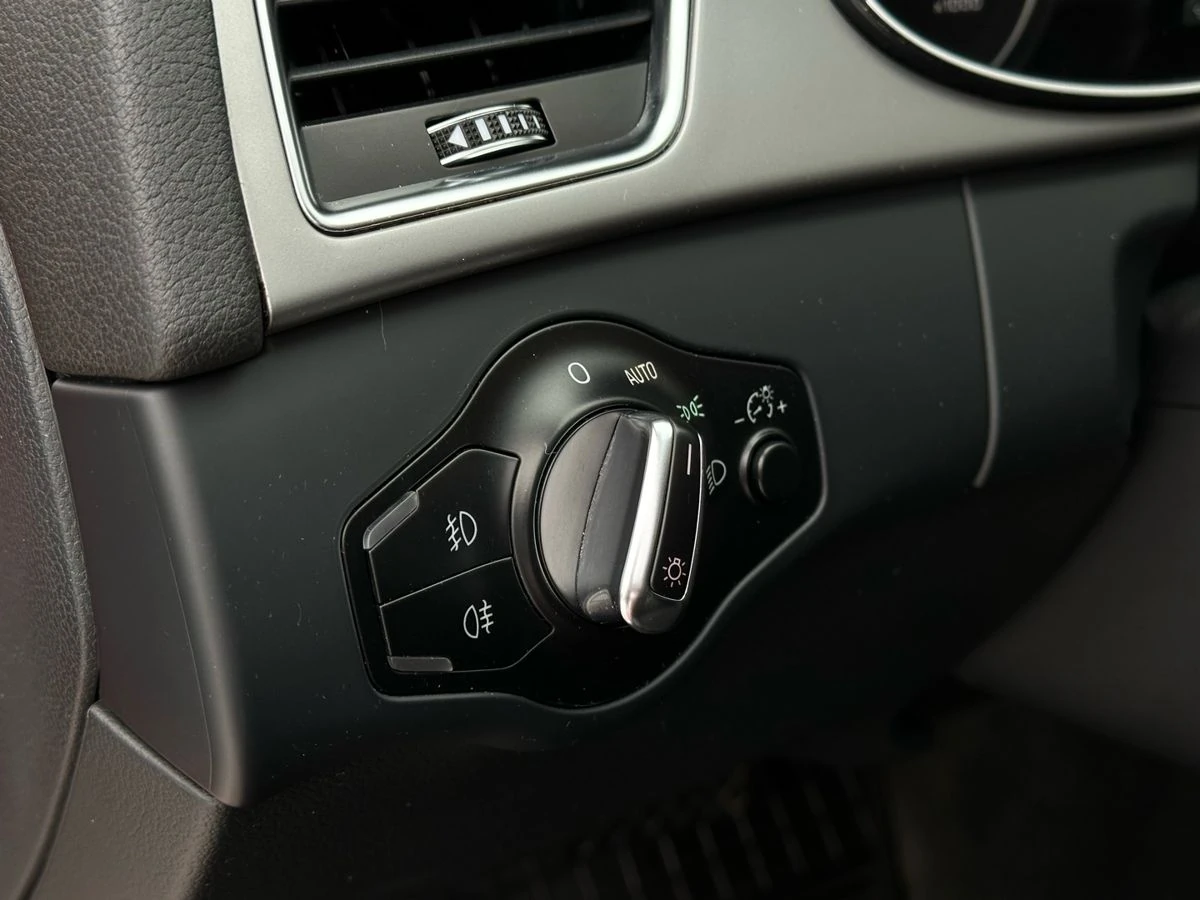 Audi A4, 2012г, передний привод, вариатор