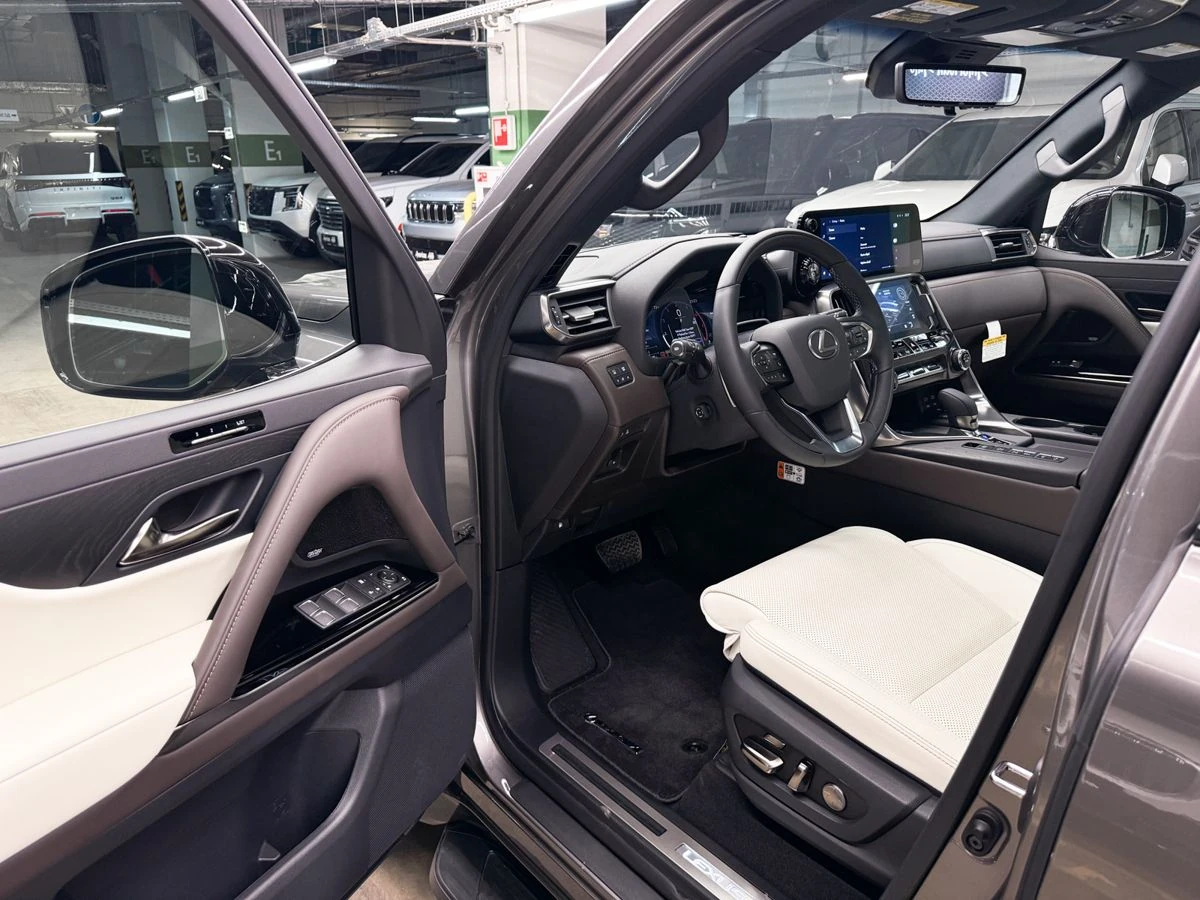Lexus LX, 2025г, полный привод, автомат