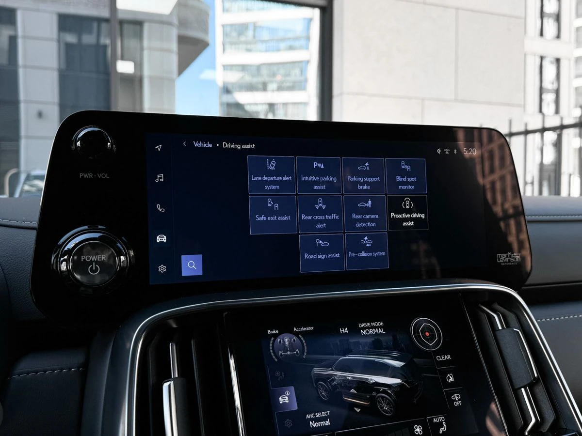 Lexus LX, 2025г, полный привод, автомат