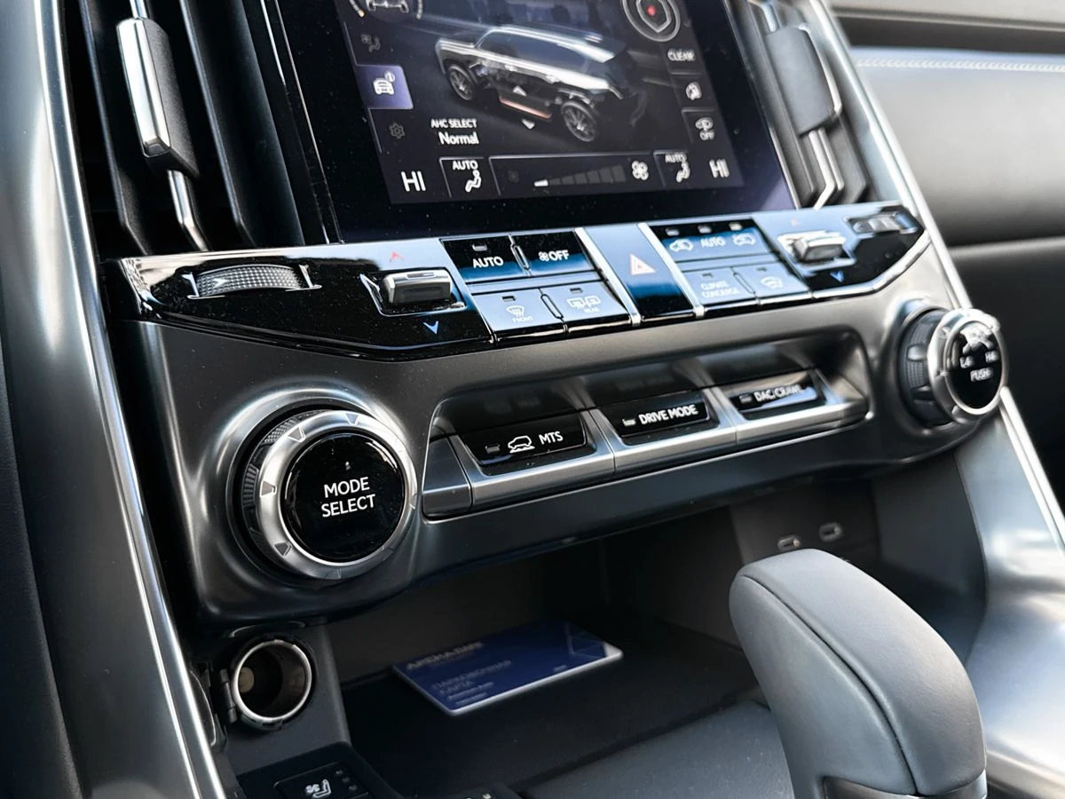 Lexus LX, 2025г, полный привод, автомат