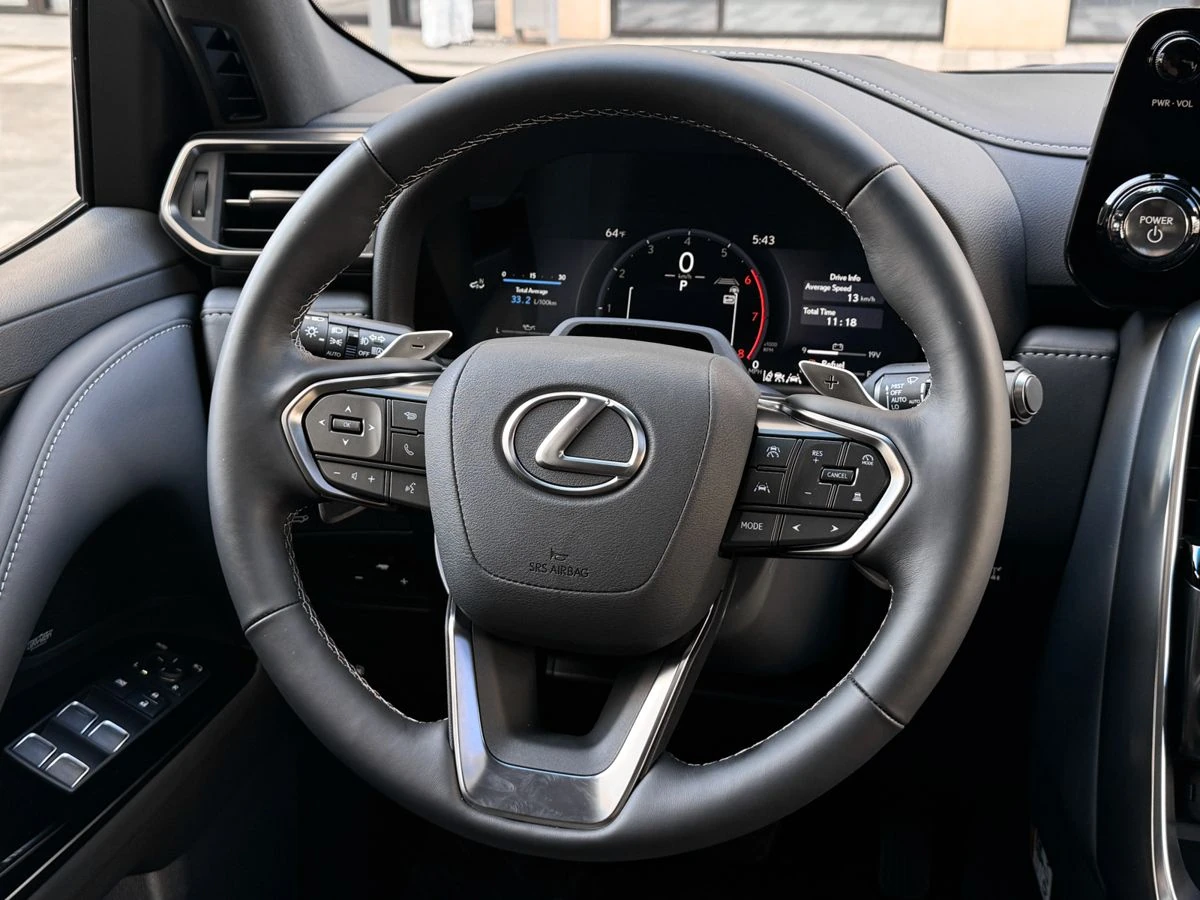 Lexus LX, 2025г, полный привод, автомат