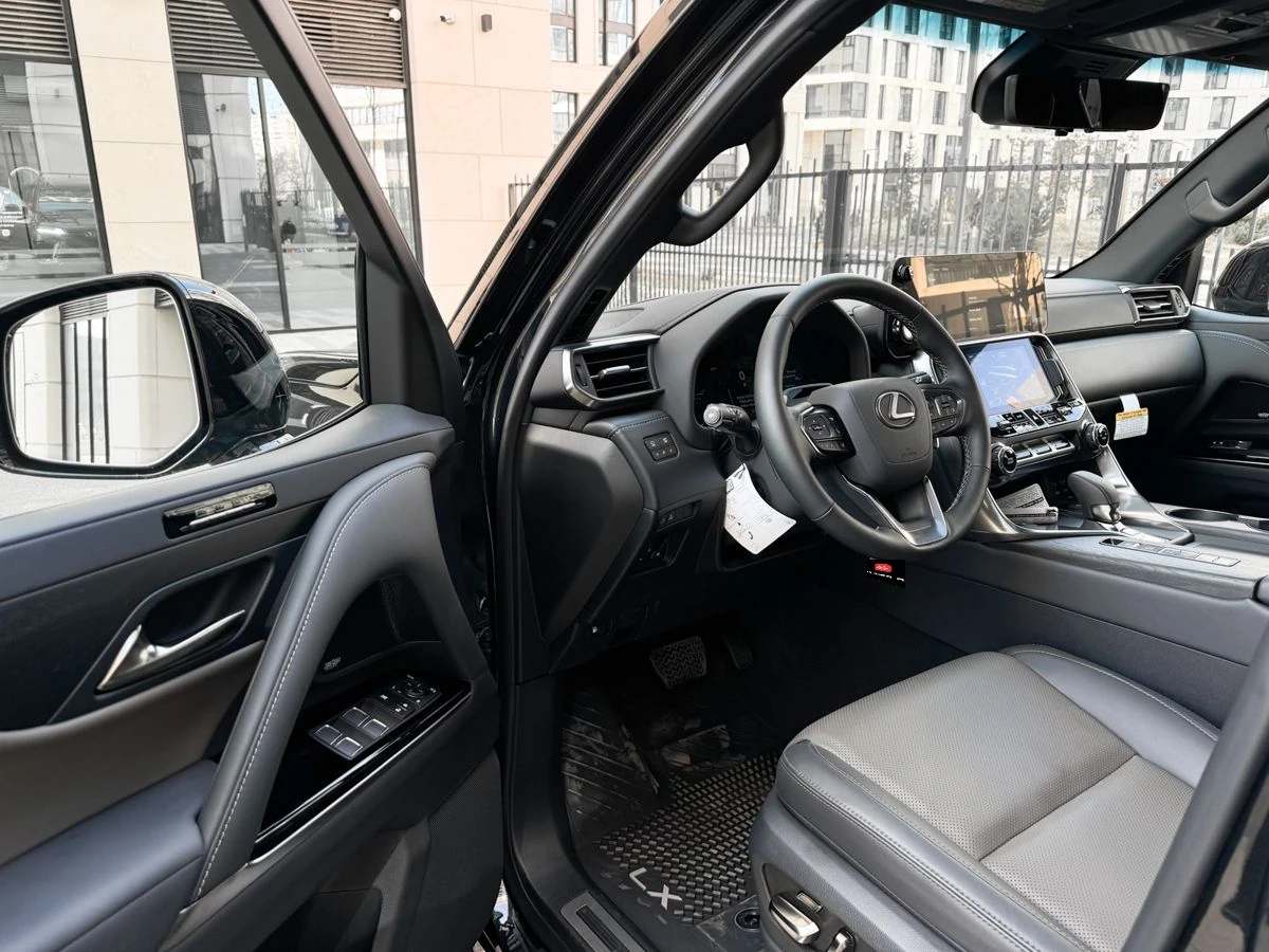 Lexus LX, 2025г, полный привод, автомат