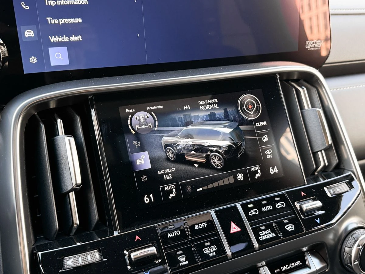 Lexus LX, 2025г, полный привод, автомат