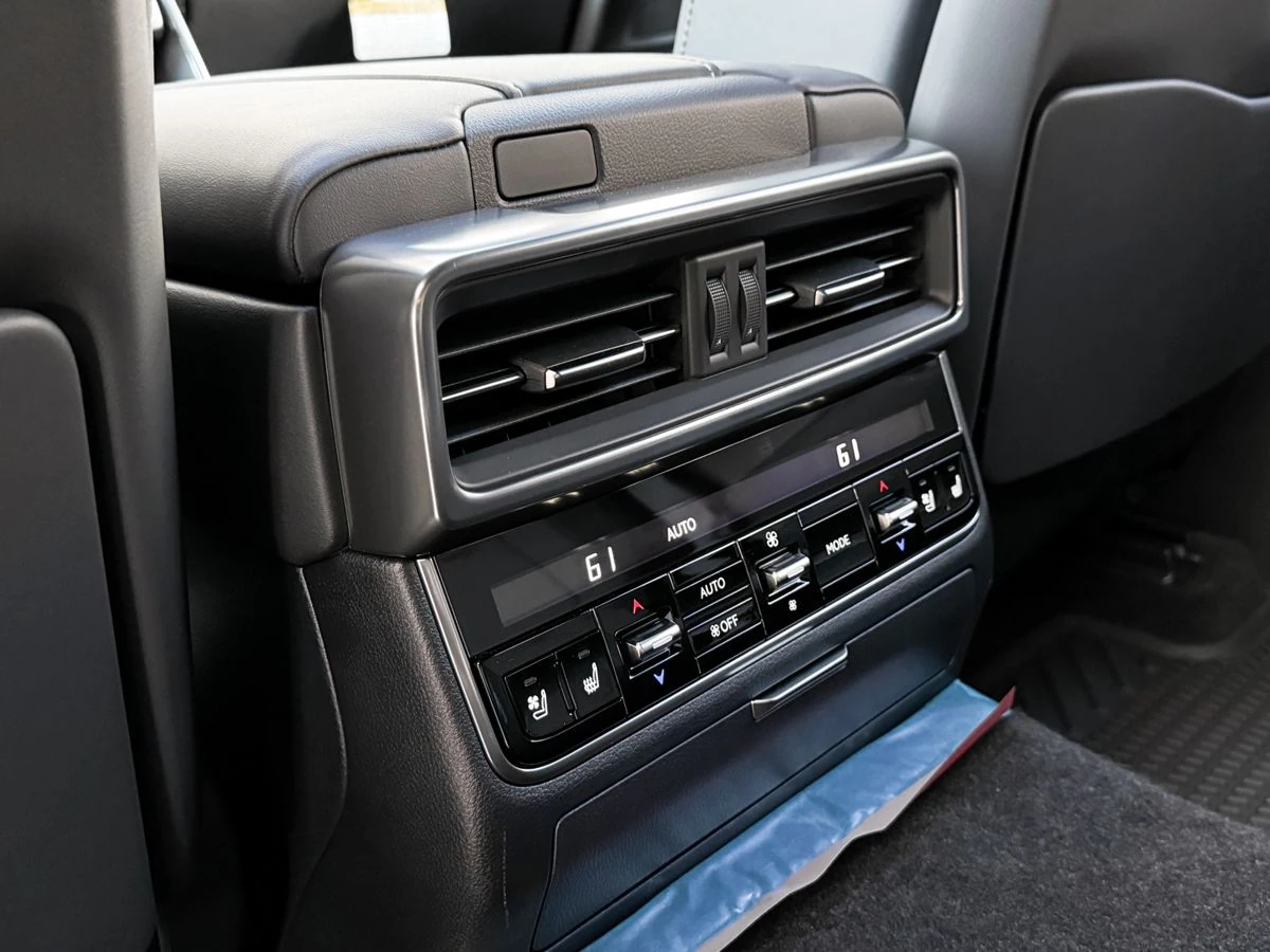 Lexus LX, 2025г, полный привод, автомат