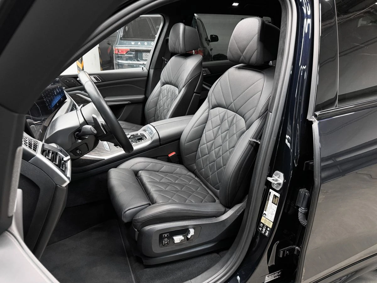 BMW X7, 2022г, полный привод, автомат