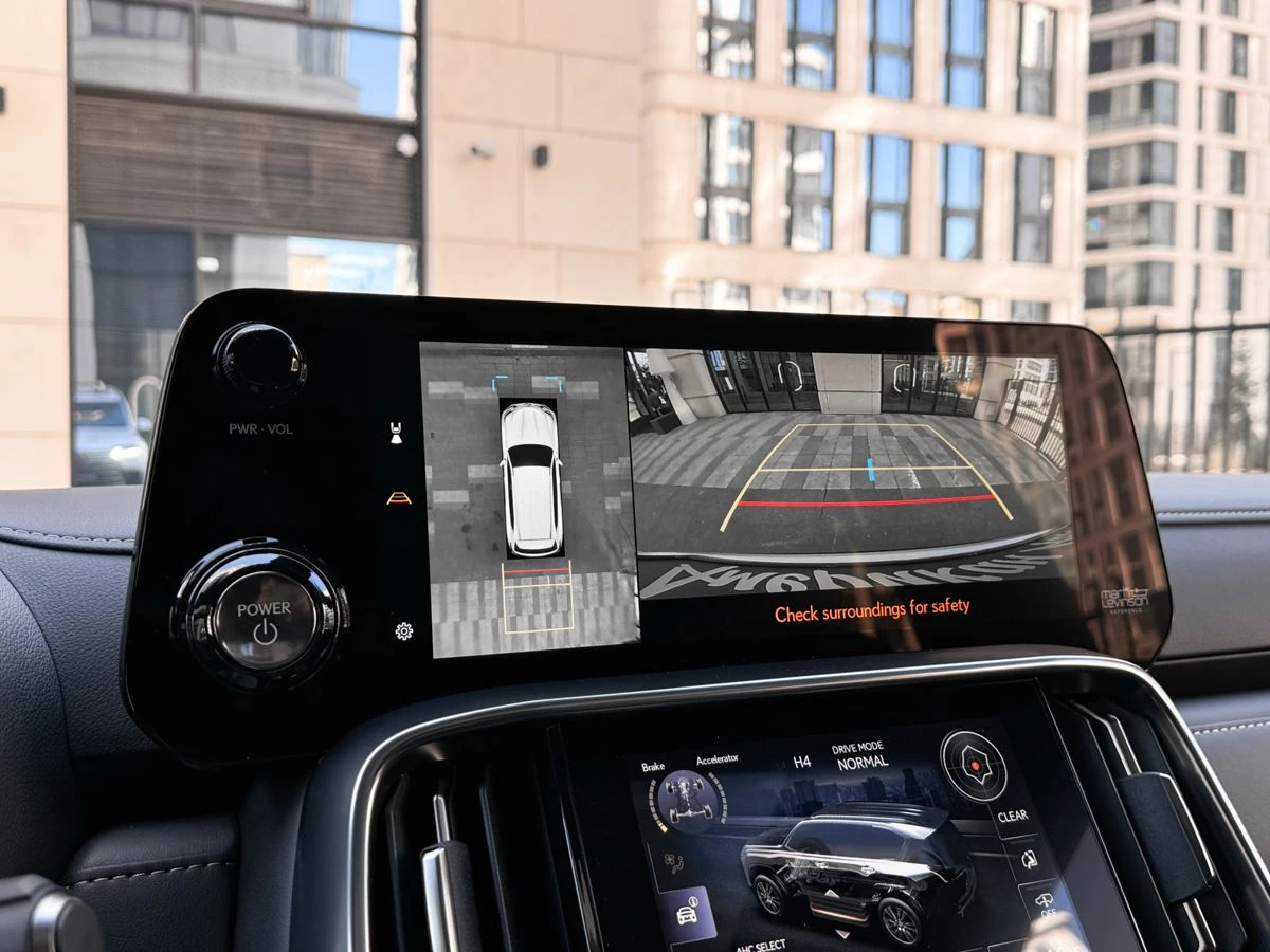 Lexus LX, 2025г, полный привод, автомат