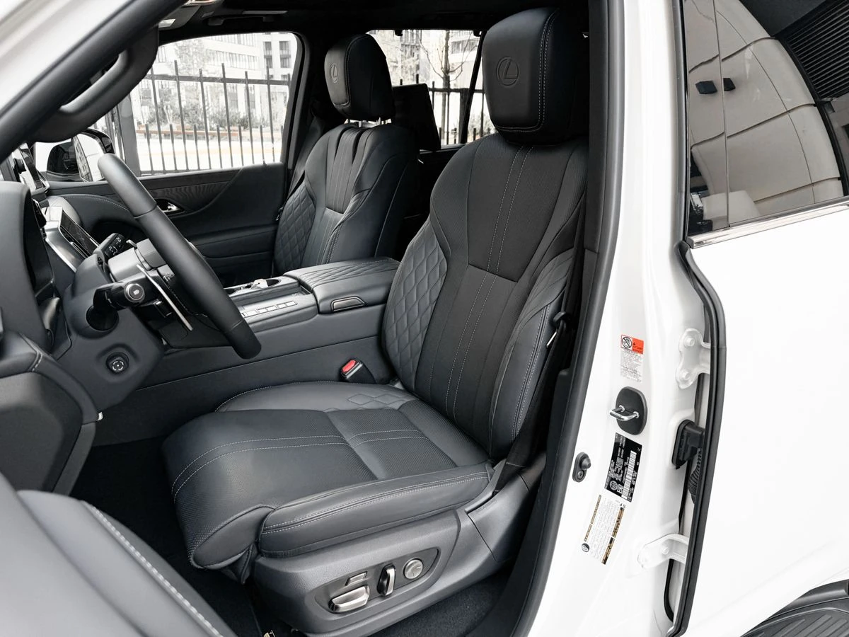 Lexus LX, 2025г, полный привод, автомат