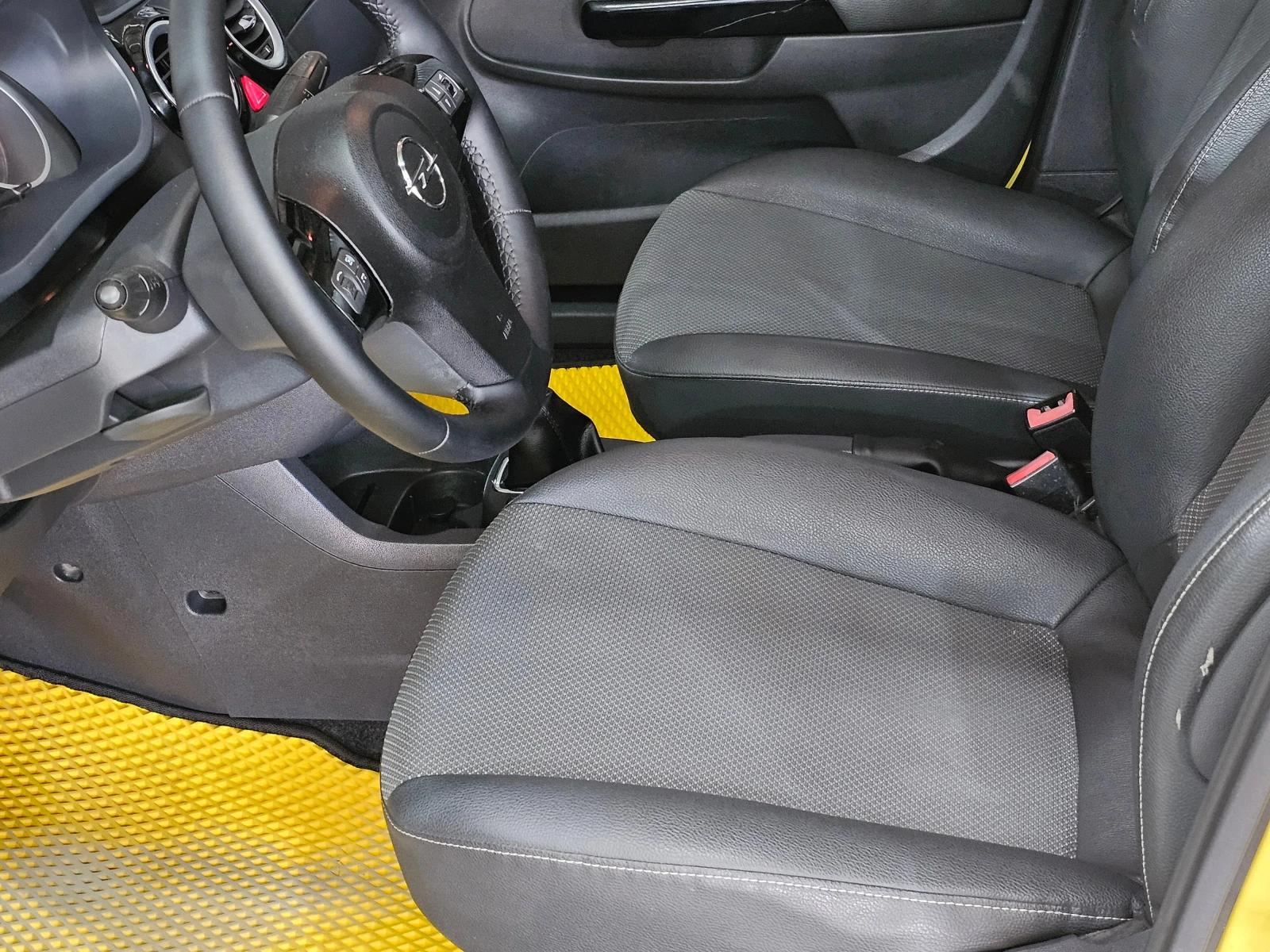 Opel Corsa, 2008г, передний привод, автомат