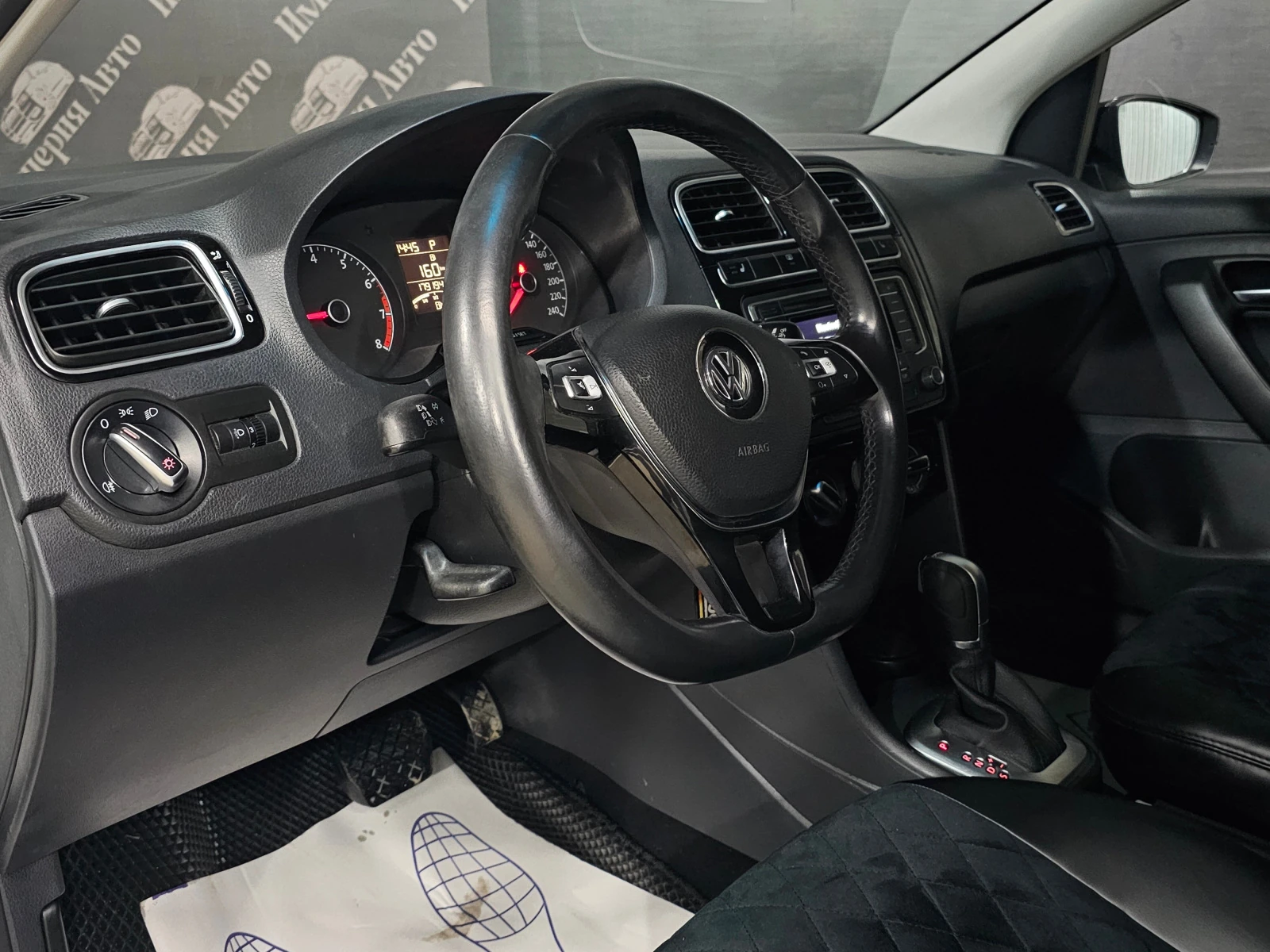 Volkswagen Polo, 2017г, передний привод, автомат