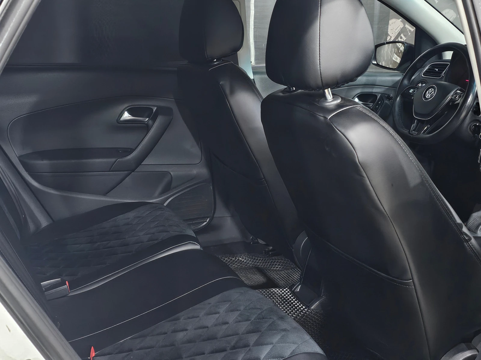 Volkswagen Polo, 2017г, передний привод, автомат