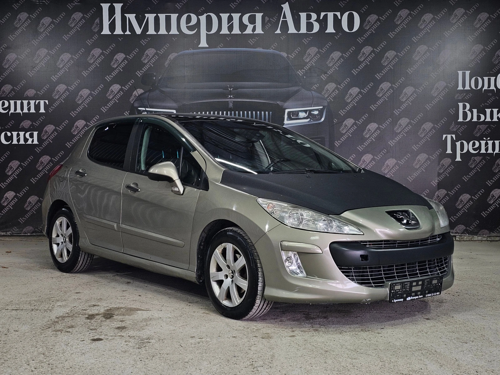 Peugeot 308, 2010г., передний привод, автомат
