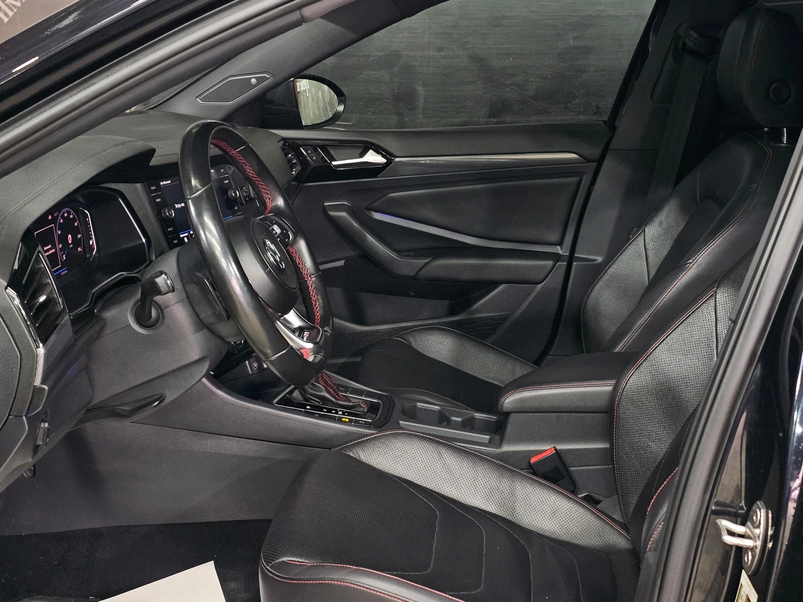 Volkswagen Jetta, 2019г, передний привод, робот