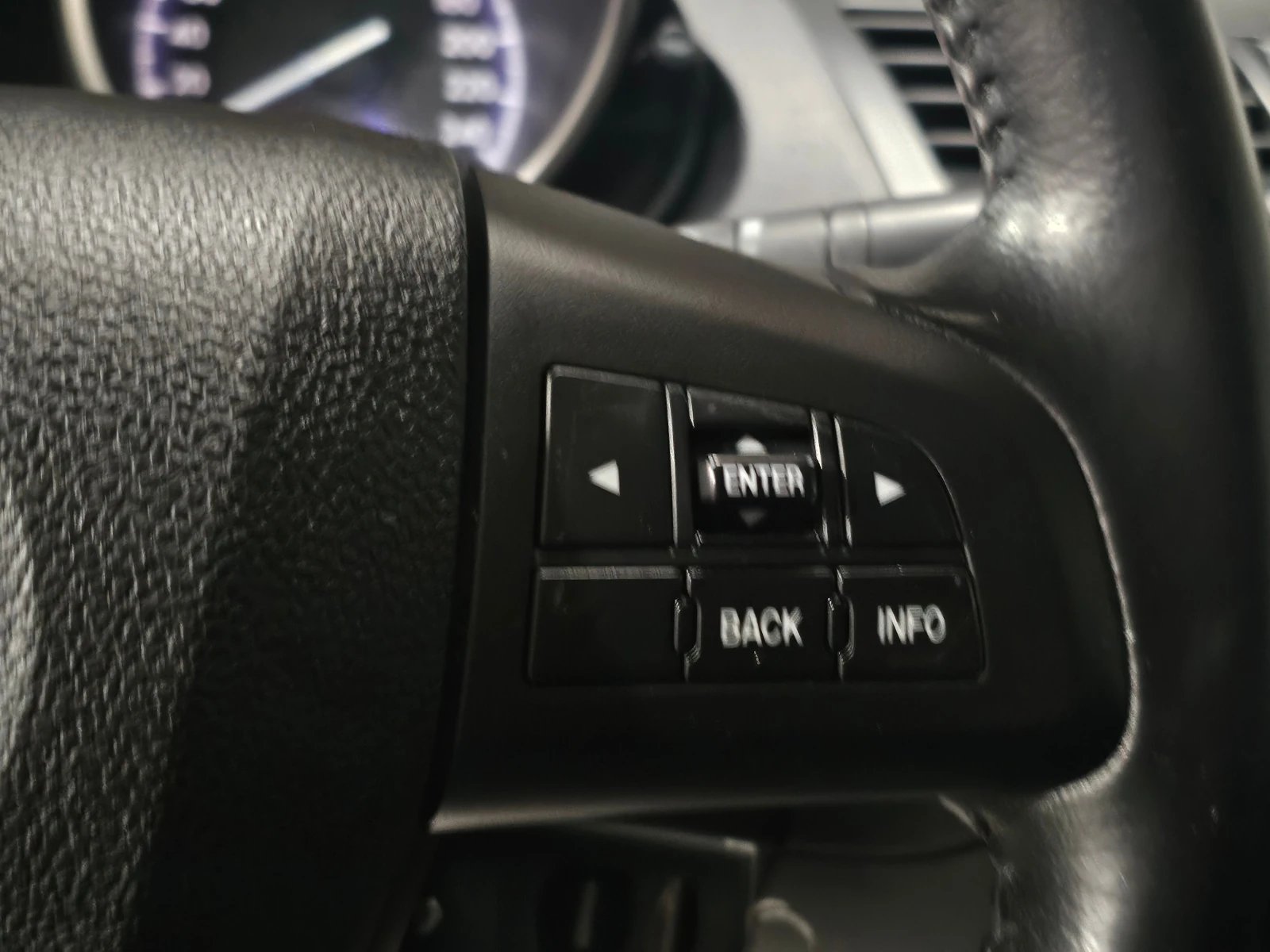 Mazda 3, 2012г, передний привод, автомат