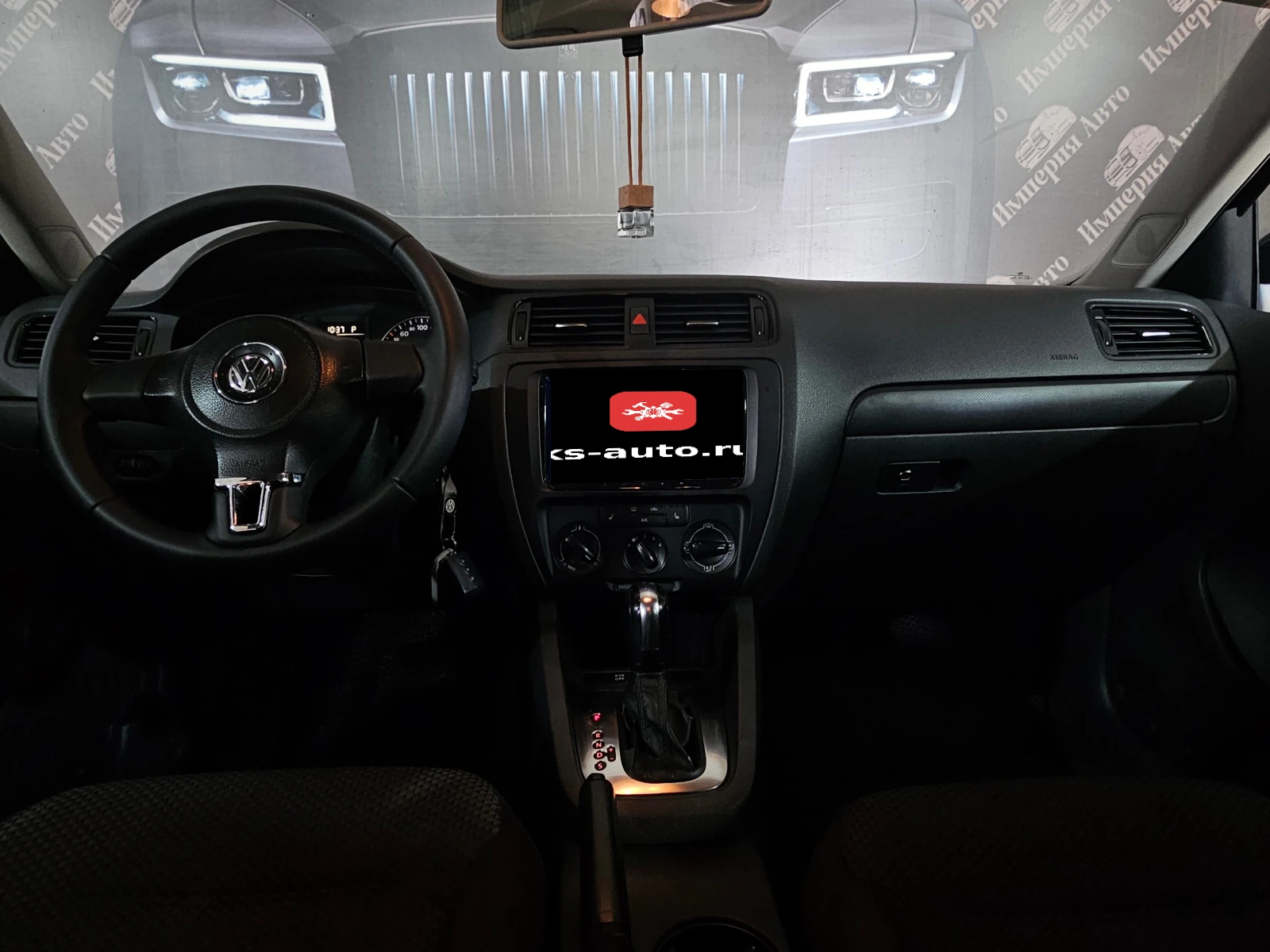 Volkswagen Jetta, 2013г, передний привод, автомат