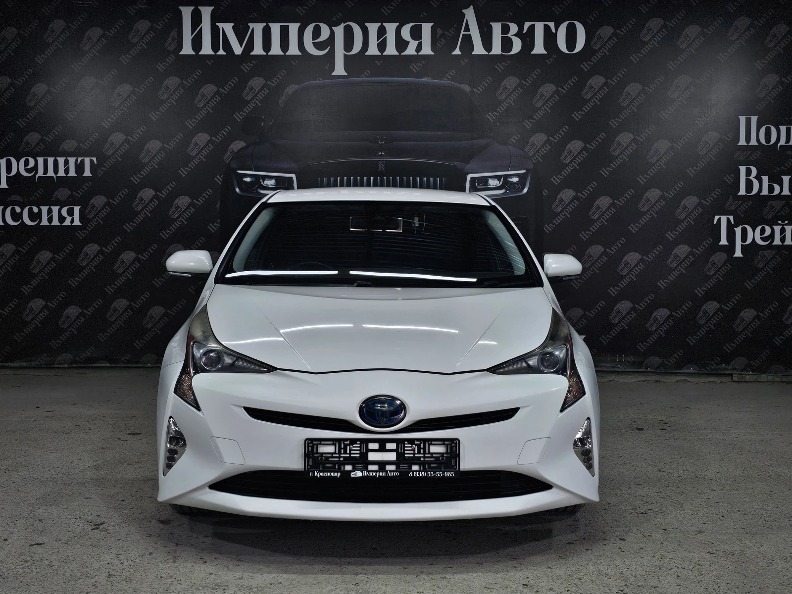 Toyota Prius, 2016г, передний привод, автомат