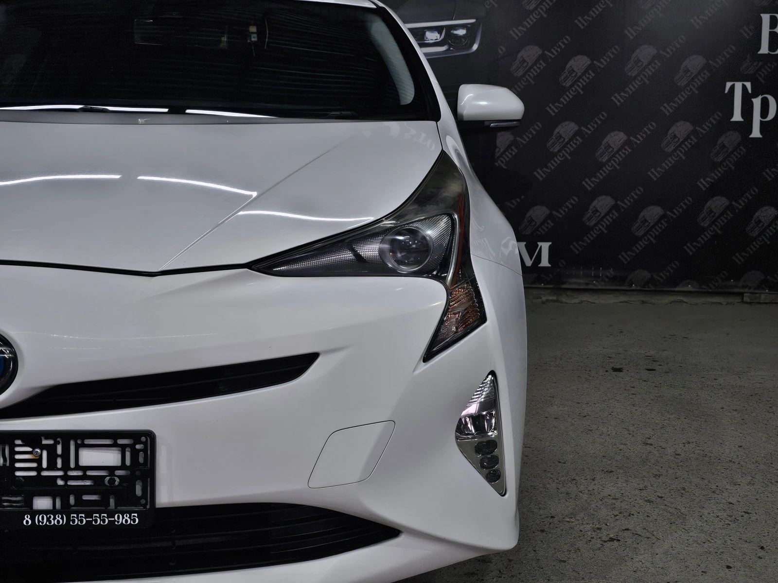 Toyota Prius, 2016г, передний привод, автомат