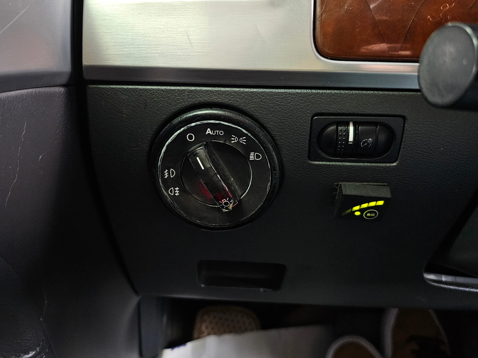 Volkswagen Touareg, 2005г, полный привод, автомат