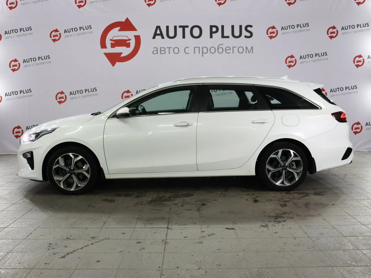 Kia Ceed, 2021г, передний привод, робот