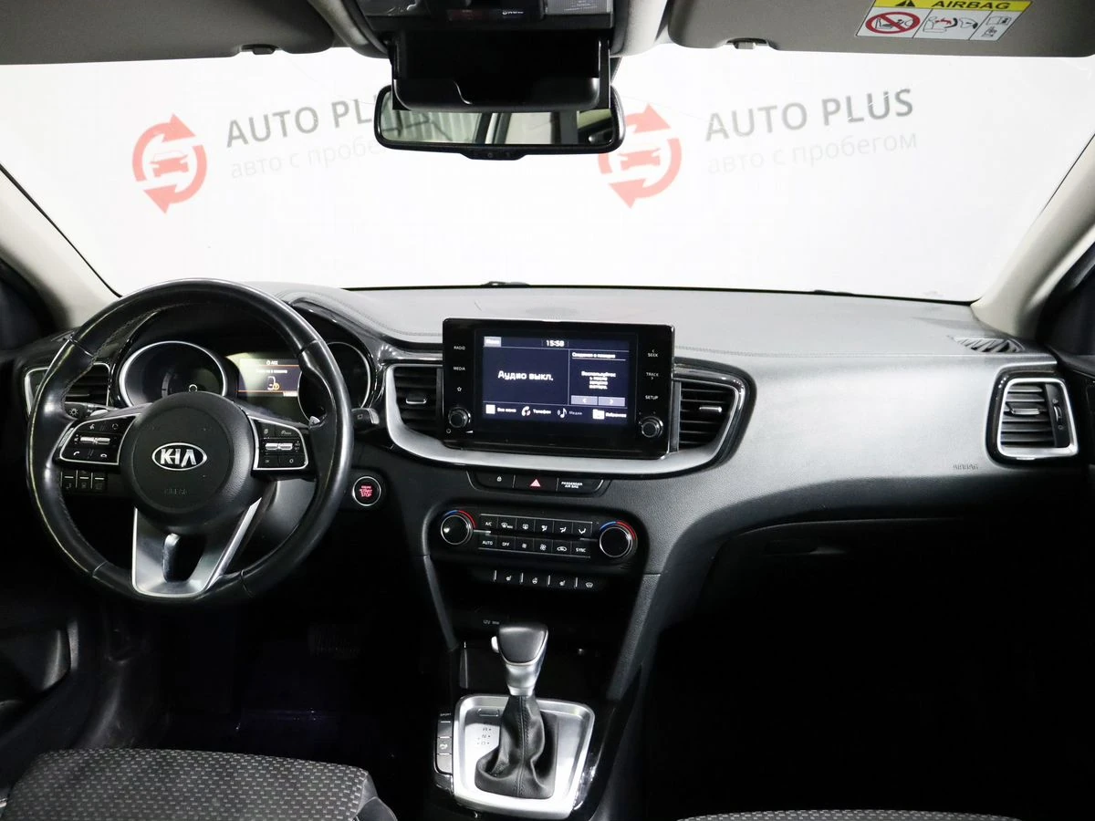 Kia Ceed, 2021г, передний привод, робот