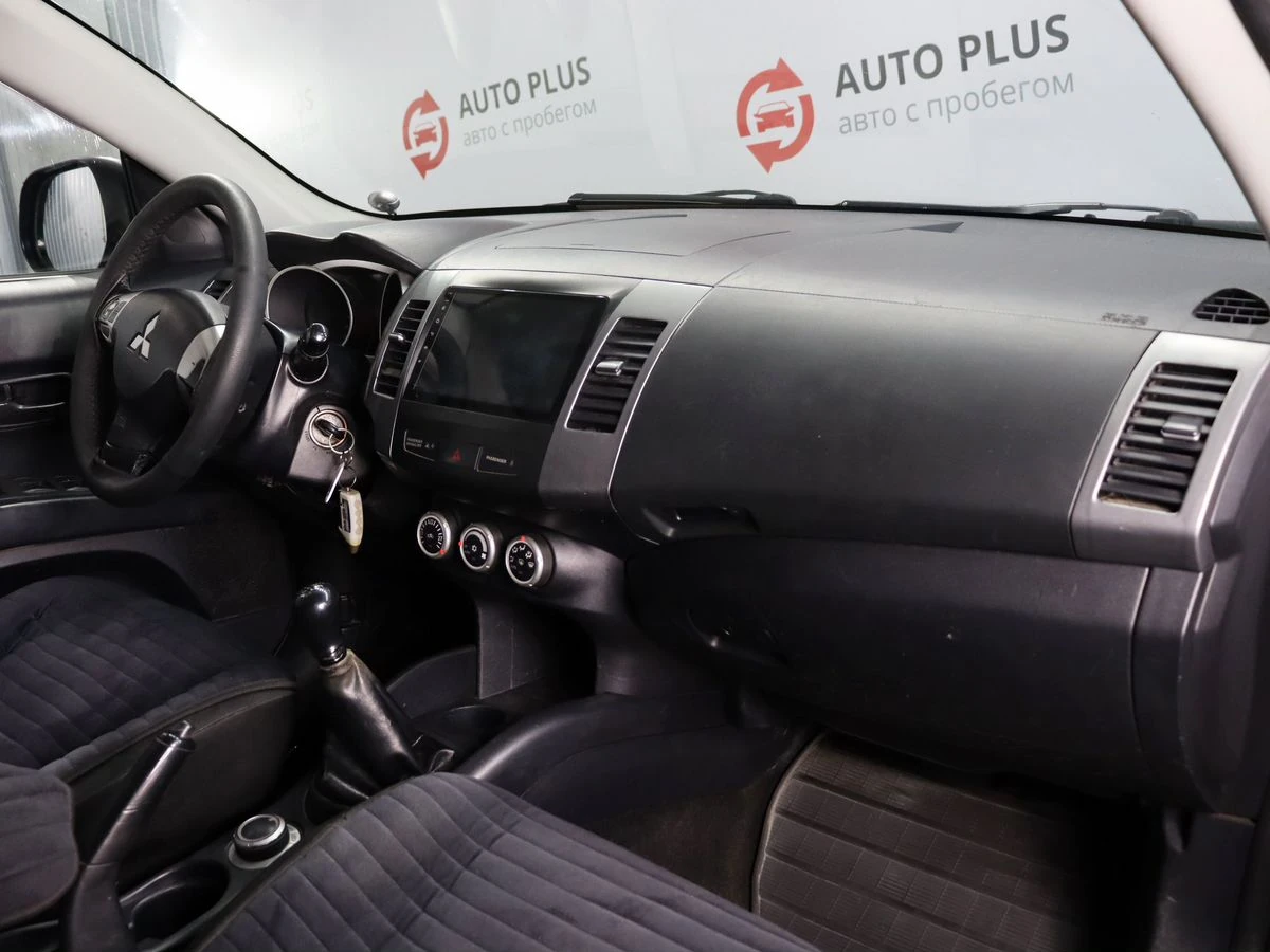Mitsubishi Outlander, 2008г, полный привод, механика