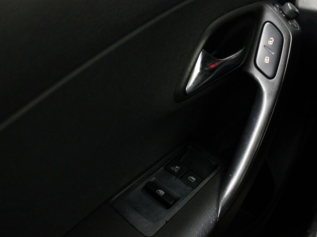 Volkswagen Polo, 2013г, передний привод, автомат