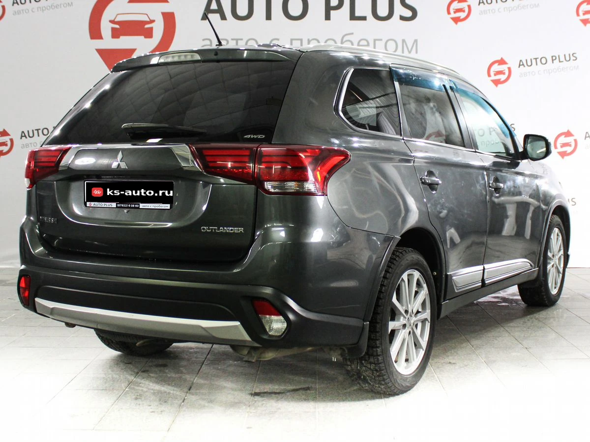 Mitsubishi Outlander, 2015г, полный привод, вариатор