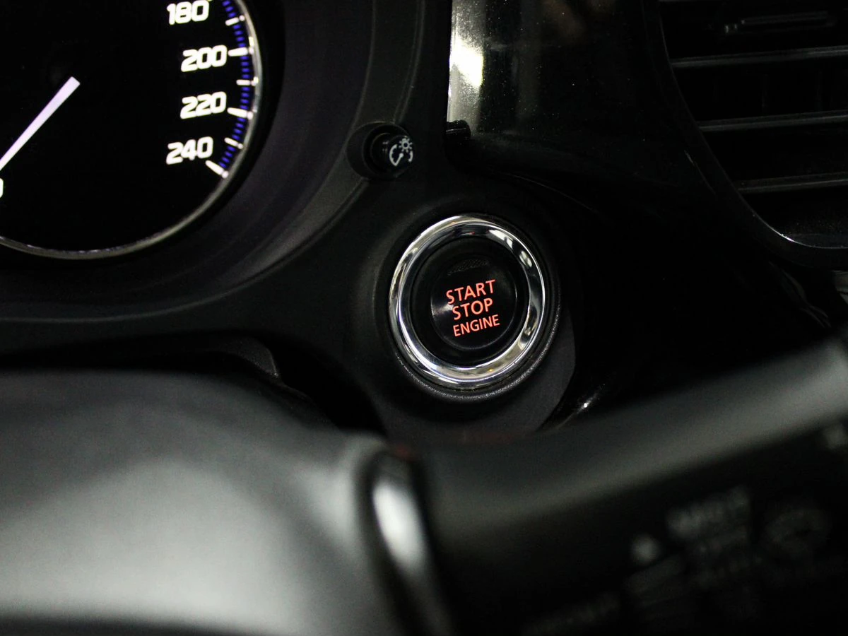 Mitsubishi Outlander, 2015г, полный привод, вариатор